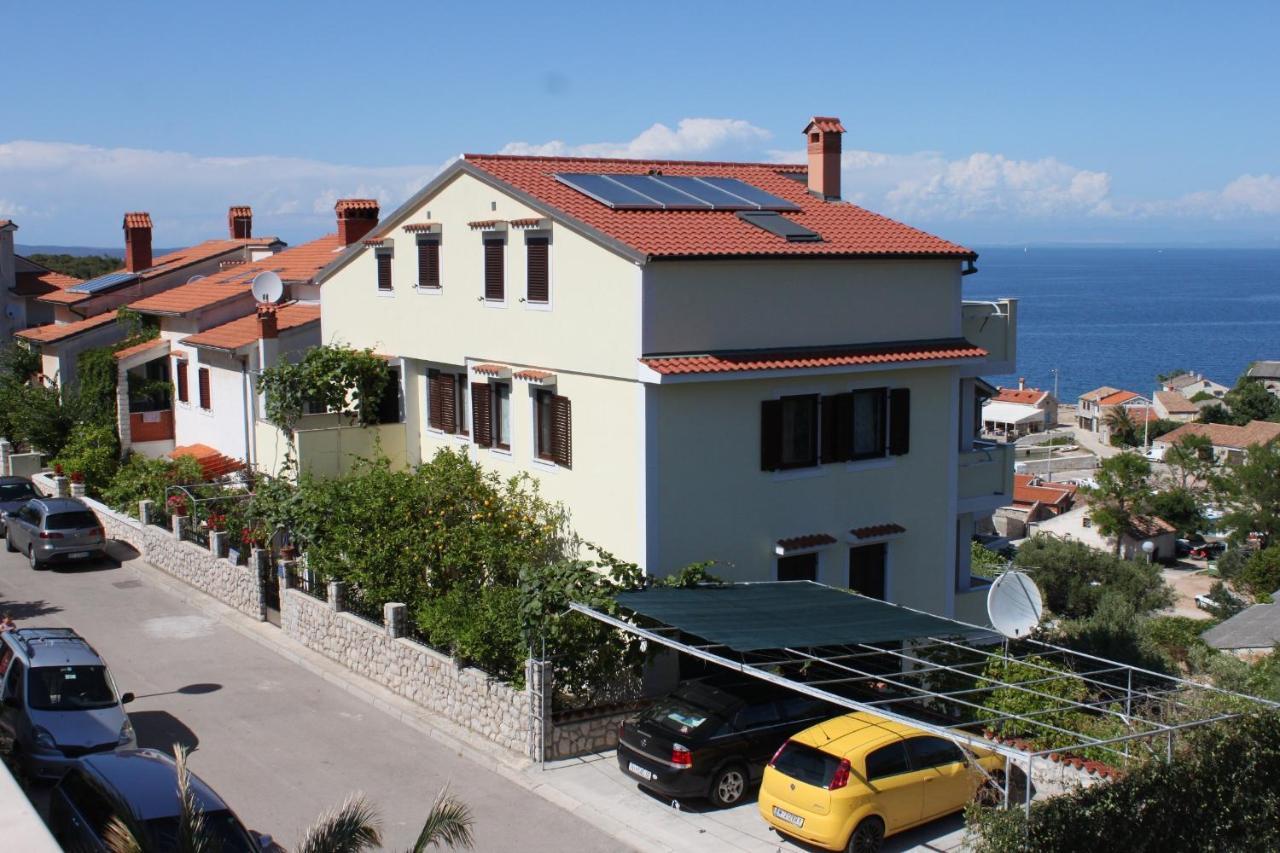 Apartments With A Parking Space Mali Losinj Ngoại thất bức ảnh